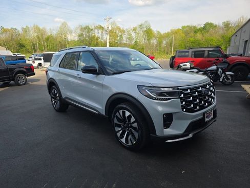 New 2026 Ford Explorer Platinum AWD/4WD image 5