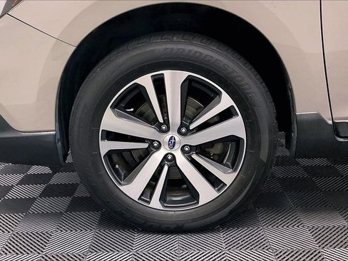 Used 2019 Subaru Outback 3.6R Limited image 8