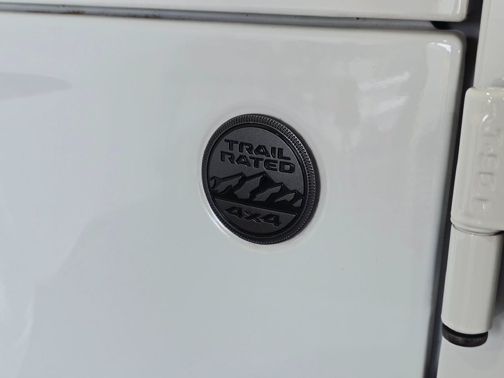 Used 2023 Jeep Gladiator Sport AWD/4WD image 27