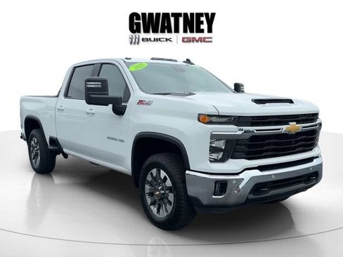 Used 2025 Chevrolet Silverado 2500 LT w/ Safety Package AWD/4WD image 3