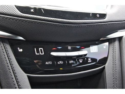 New 2026 Cadillac XT5 Luxury FWD image 18