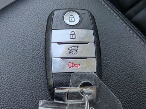 Used 2020 Kia Sorento EX image 26