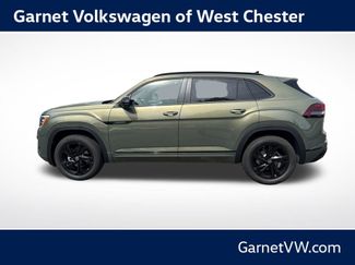 New 2026 Volkswagen Atlas Cross Sport SEL R-Line AWD/4WD video 2