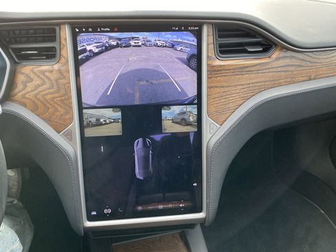 Used 2018 Tesla Model S 75D image 13
