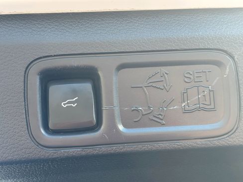 Used 2023 Ford Expedition Max Limited image 52