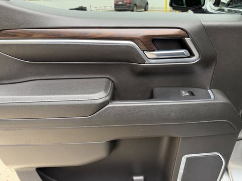 Used 2023 GMC Sierra 1500 SLT w/ SLT Premium Package image 23