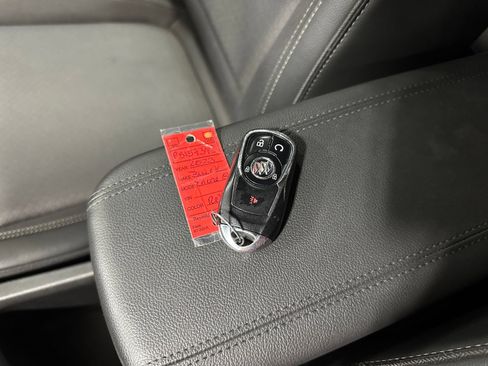 Used 2023 Buick Encore GX Select w/ Safety Package II FWD image 32