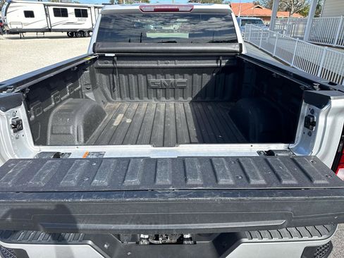 Used 2022 GMC Sierra 1500 Elevation image 22