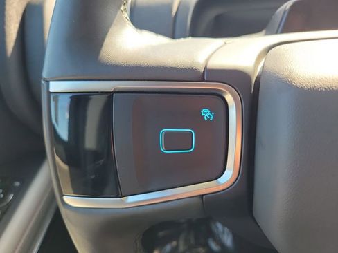 Certified 2025 Ford Expedition Active RWD image 5