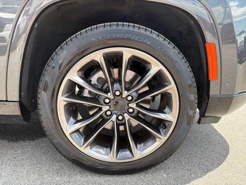 Used 2022 Jeep Grand Wagoneer Series I AWD/4WD image 15