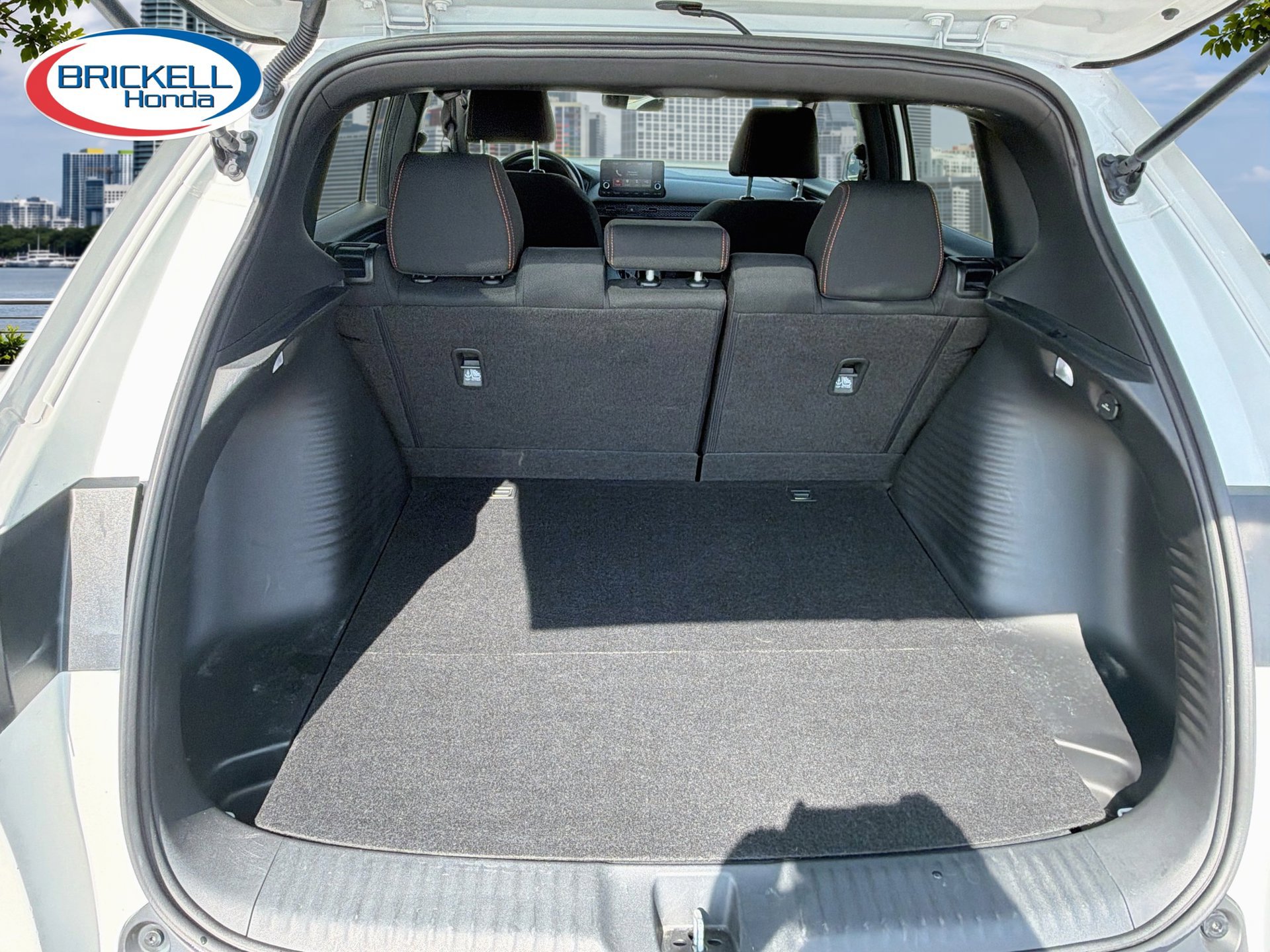 Used 2025 Honda HR-V Sport image 12