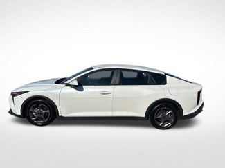 Used 2025 Kia K4 FWD video 2