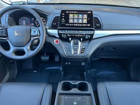 New 2026 Honda Odyssey EX-L image 9