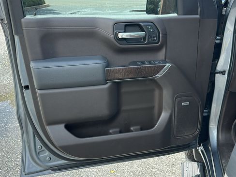Used 2019 GMC Sierra 1500 Denali w/ Denali Ultimate Package AWD/4WD image 16