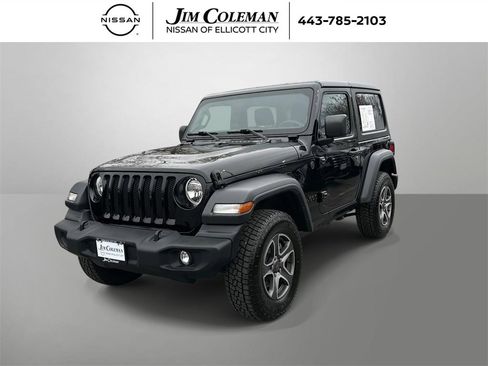 Used 2023 Jeep Wrangler Sport S image 1