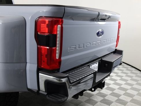 Used 2025 Ford F450 Lariat w/ Lariat Ultimate Package image 58