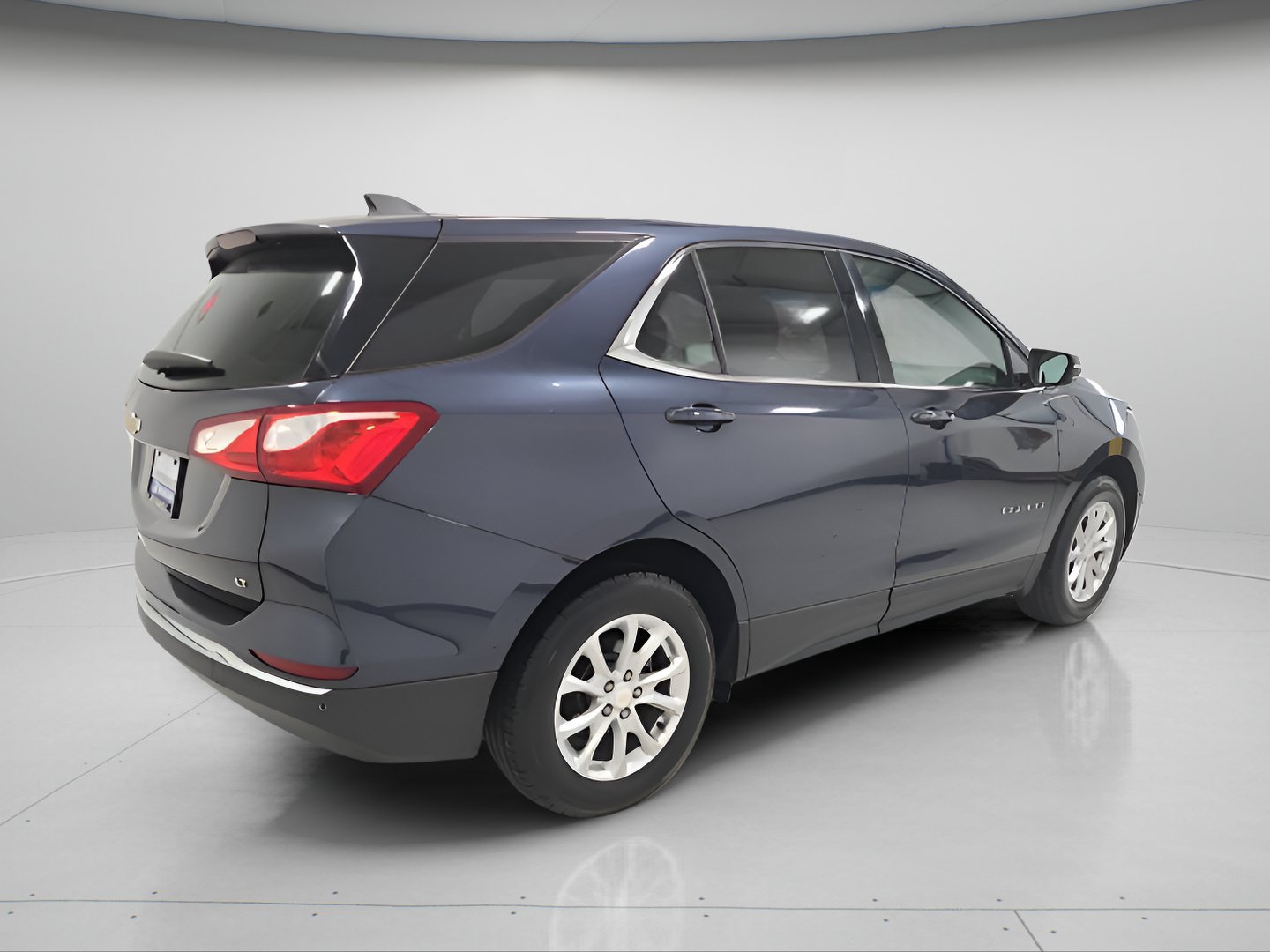 Used 2018 Chevrolet Equinox LT FWD image 6
