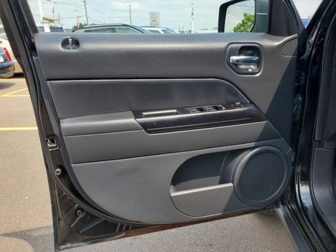 Used 2014 Jeep Patriot High Altitude image 9