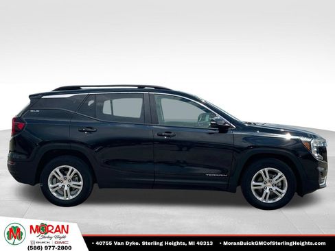 Certified 2023 GMC Terrain SLE w/ Driver Convenience Package FWD image 6