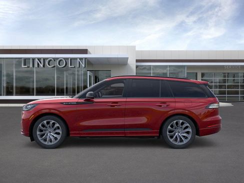 New 2025 Lincoln Aviator AWD w/ Jet Appearance Package image 3