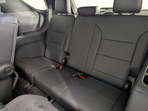 Used 2024 Chevrolet Traverse RS image 19