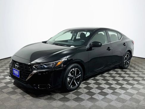 Used 2024 Nissan Sentra SV FWD image 3