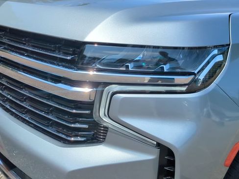 Used 2023 Chevrolet Tahoe LT RWD image 9