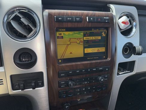 Used 2010 Ford F150 Lariat image 12