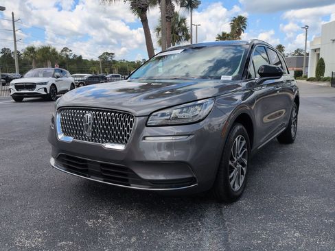 Certified 2022 Lincoln Corsair FWD image 8