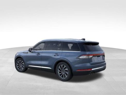 New 2026 Lincoln Aviator AWD image 32
