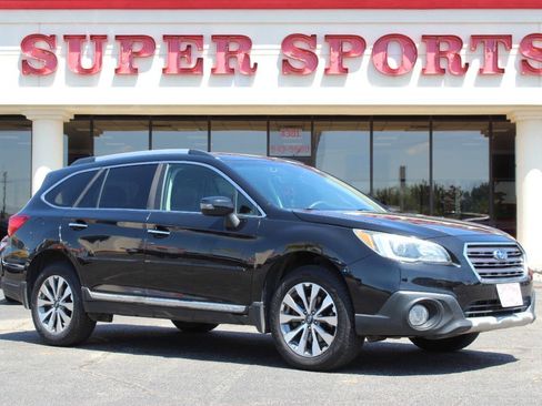 Used 2017 Subaru Outback 3.6R Touring AWD/4WD image 1