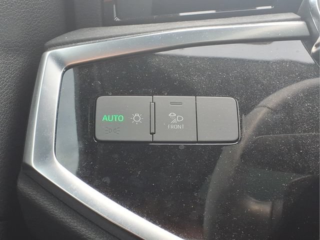 Used 2021 Audi Q3 2.0T Premium Plus AWD/4WD image 14