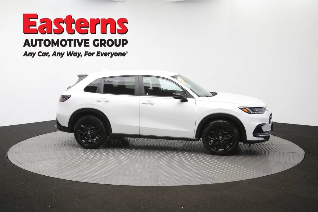 Used 2023 Honda HR-V Sport image 46