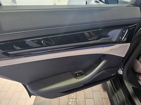 New 2025 Porsche Panamera 4 image 17