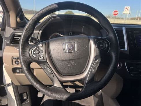 Certified 2017 Honda Pilot EX image 17