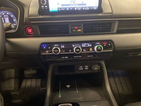 Certified 2024 Honda Pilot Elite image 13