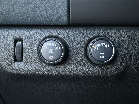 Used 2019 Chevrolet Colorado Z71 image 28