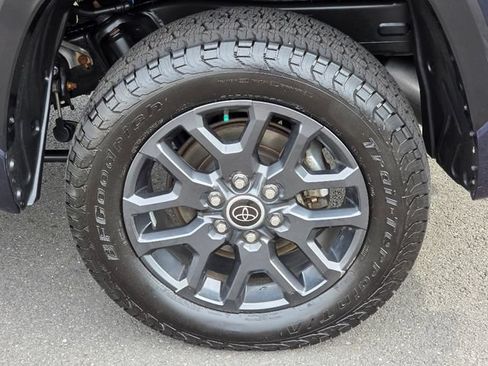 Used 2023 Toyota Tundra Platinum AWD/4WD image 15