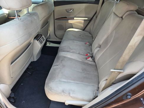 Used 2013 Toyota Venza LE AWD/4WD image 10
