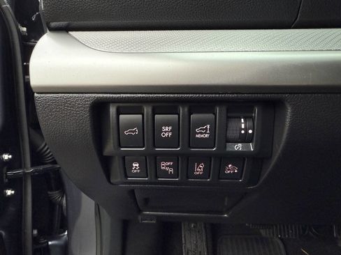 Used 2017 Subaru Outback 2.5i Premium image 29