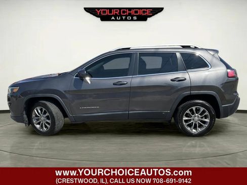 Used 2019 Jeep Cherokee Latitude Plus FWD image 2