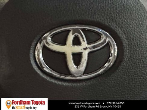 Used 2020 Toyota RAV4 XLE w/ All Weather Liner Package AWD/4WD image 33