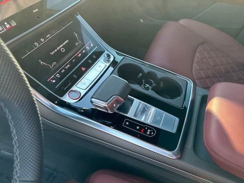 Used 2025 Audi SQ8 Premium Plus image 27