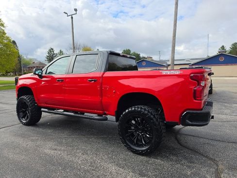 Used 2024 Chevrolet Silverado 1500 LT Trail Boss w/ Protection Package AWD/4WD image 4