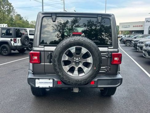 Used 2020 Jeep Wrangler Unlimited Sahara AWD/4WD image 15
