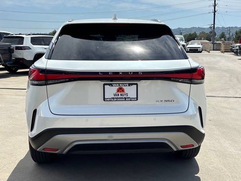 Used 2024 Lexus RX 350 Premium w/ Accessory Package (Z1) FWD image 4