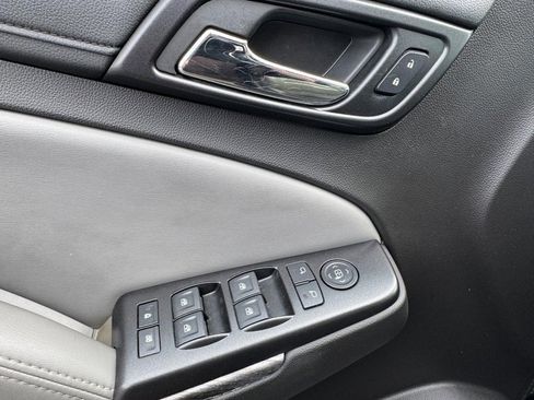 Used 2016 Chevrolet Tahoe LT image 18