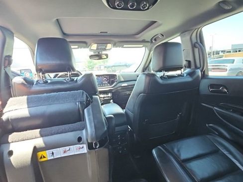 Used 2021 Dodge Durango R/T w/ Blacktop Package AWD/4WD image 23