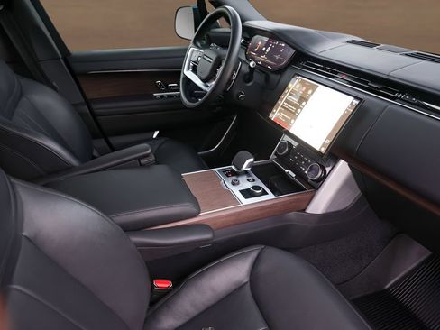 Used 2023 Land Rover Range Rover Long Wheelbase Autobiography AWD/4WD image 27
