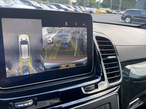 Used 2018 Mercedes-Benz GLS 450 4MATIC image 21